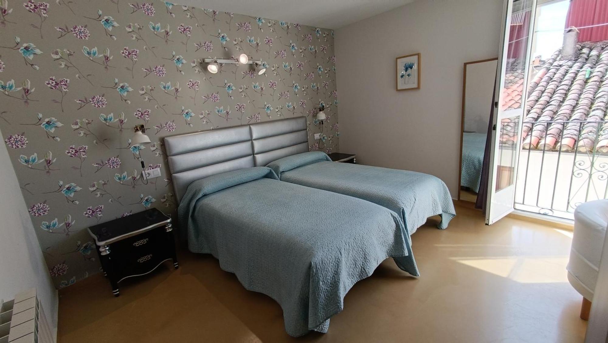 Hotel Rural Martin バーニョス・デ・モンテマヨール エクステリア 写真